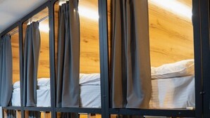 Imagem sem classificação, 2 de 18, botão