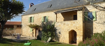 "Les Lilas" Country House