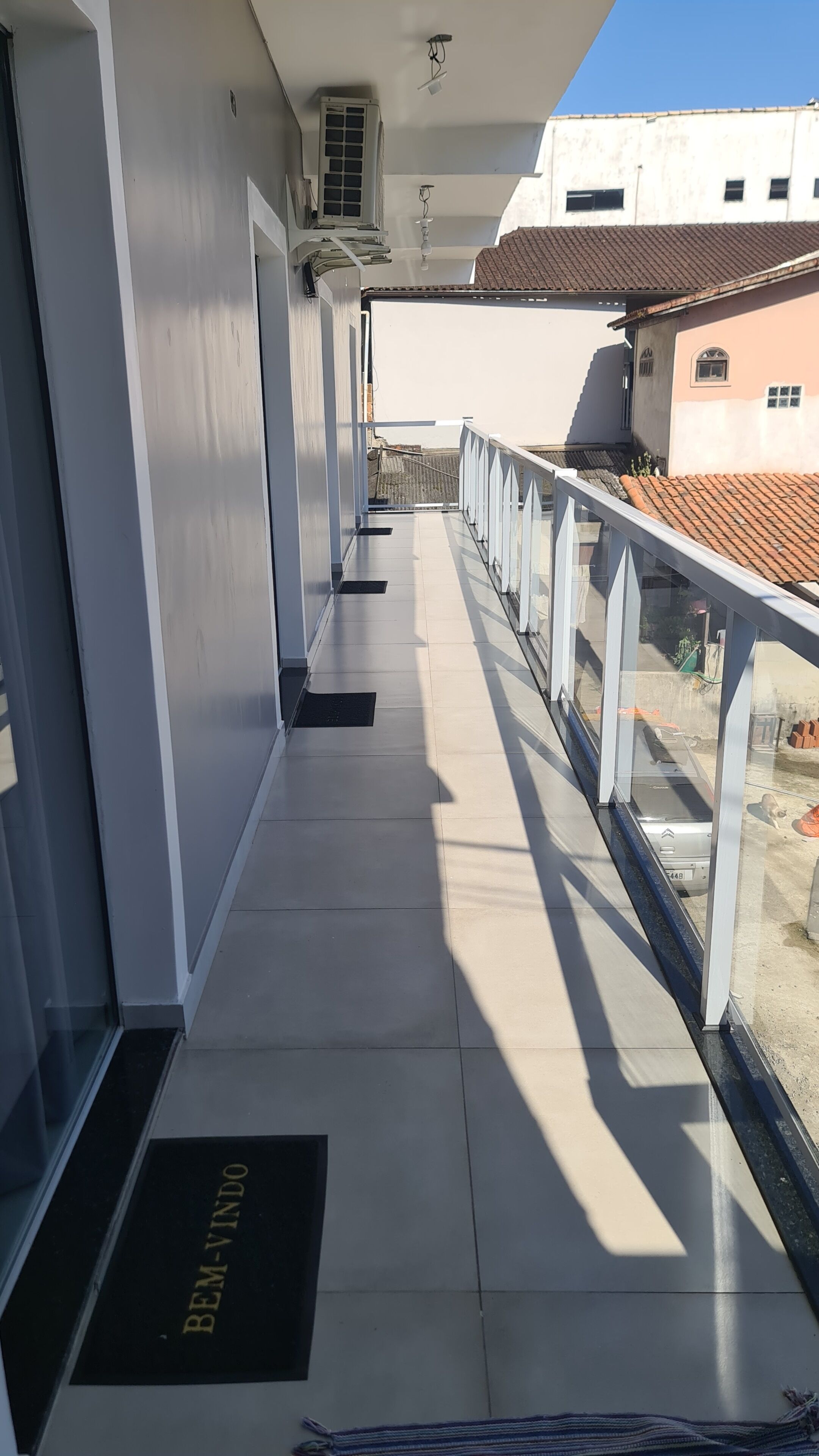 Suíte estúdio conforto, vista para a marina | Detalhe da fachada
