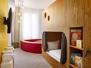 House | Interior - 1 Person Holiday Park Home in Leipzig (Leipzig)