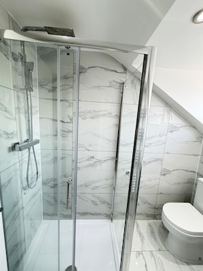 Bathroom - Easy Stay Studio (London)