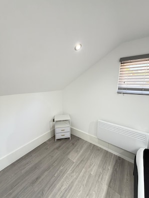 Interior - Easy Stay Studio (London)