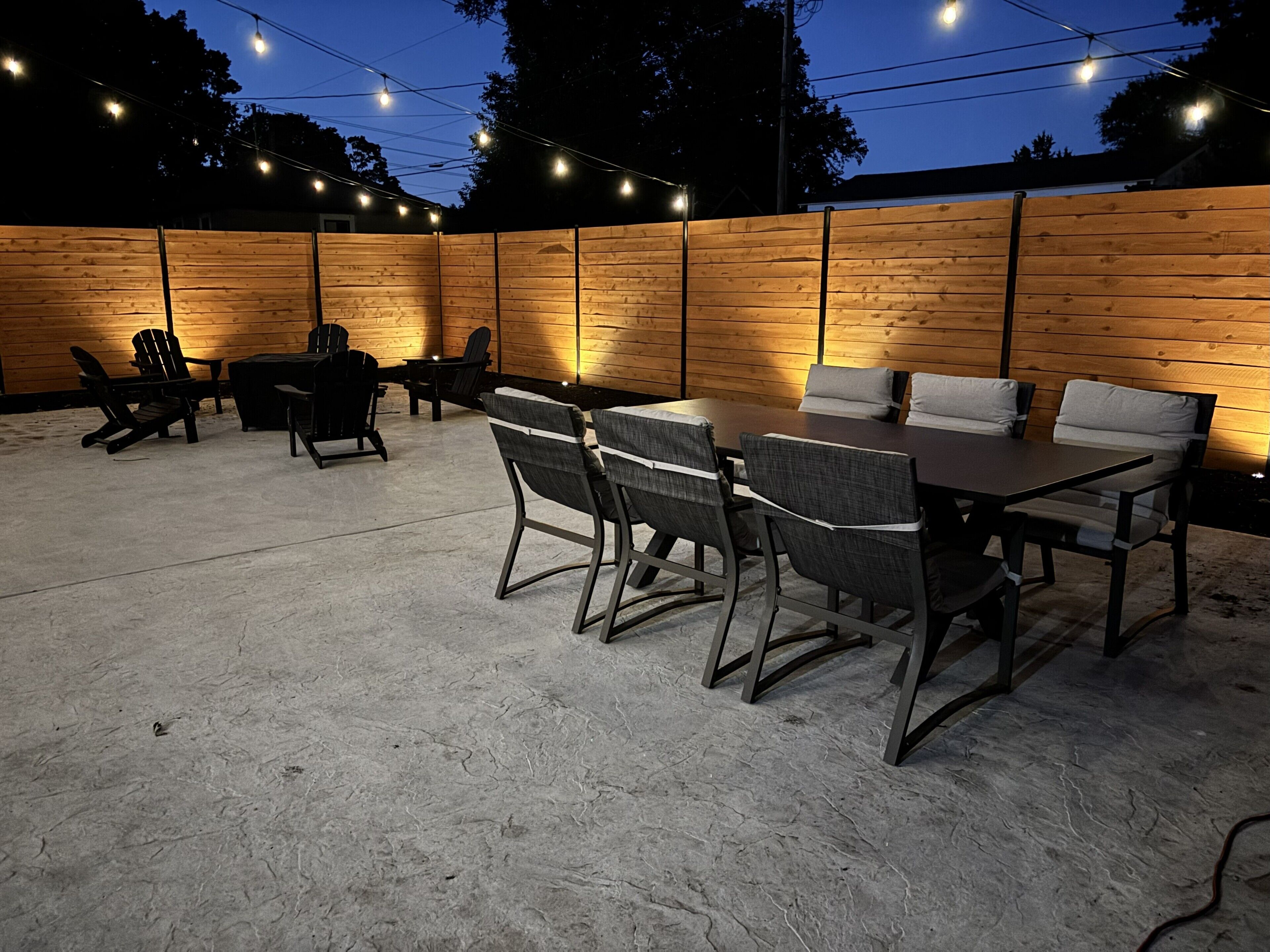 Outdoor dining