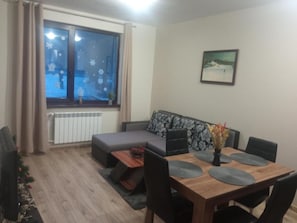 Dining - Modern 1-Bedroom Retreat in Borovets Gardens (Borovets)