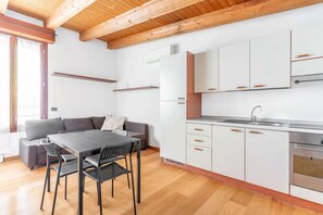Private kitchen - MO37 [Cathedral-Loreto] • Central • (Milano)