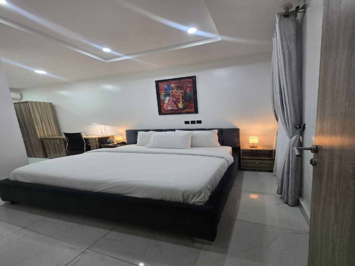 Classic Apartment, Balcony, Courtyard View | Desk, laptop workspace, free WiFi