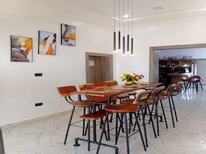 Dining - Devon's Villa and Apartments Apo (Abuja)