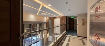 NEWLEVEL HOTEL
