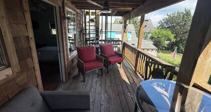 Spacious 5-bedroom house in fantastic Ocracoke with AC