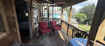 Spacious 5-bedroom house in fantastic Ocracoke with AC