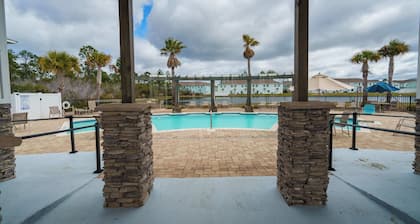 Pointe of Paradise - 3BR Near the Beach