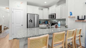 Townhome, Multiple Beds, Kitchen, Garden View (Pointe of Paradise) | Private kitchen | Coffee/tea maker