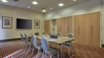 House | Meeting facility