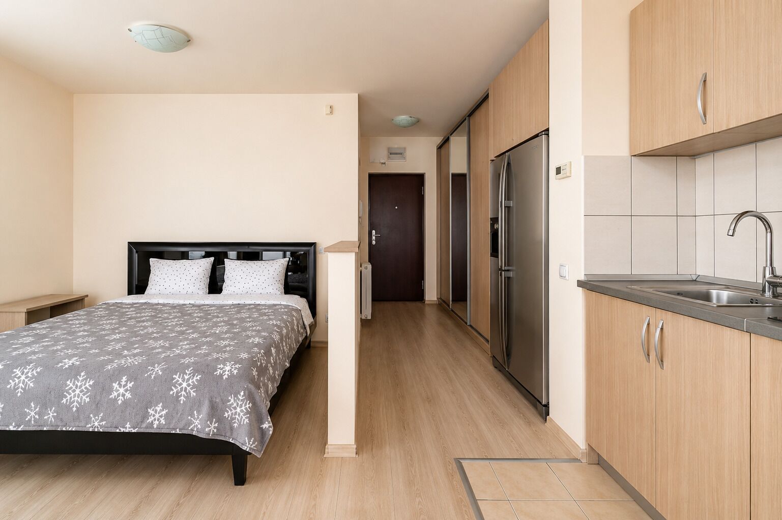 1 bedroom, iron/ironing board, WiFi (free), bed sheets