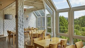 House | Dining - 4 Person Holiday Park Home in Willingen (Willingen)