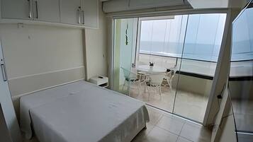 Deluxe Apartment, Beach View