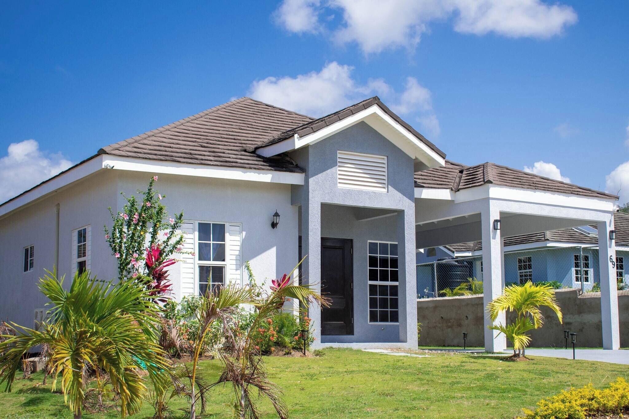 House, 3 Bedrooms, Balcony | Exterior