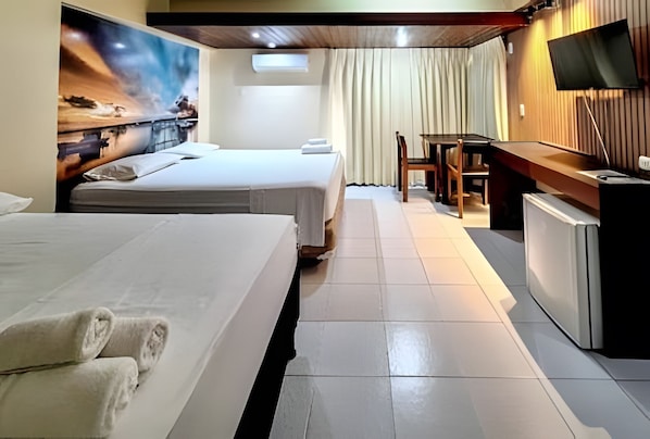 Apartamento básico | Wi-Fi de cortesia, roupa de cama