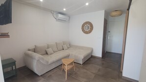 Smart TV - L'Ecrin du Sud 4 pers à 100m du camp naturiste (Agde)