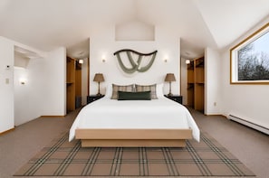 6 bedrooms, iron/ironing board, WiFi, bed sheets