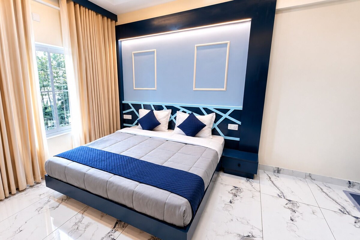 Suite Deluxe, vistas a la montaña | Sábanas italianas Frette, ropa de cama de alta calidad, minibar