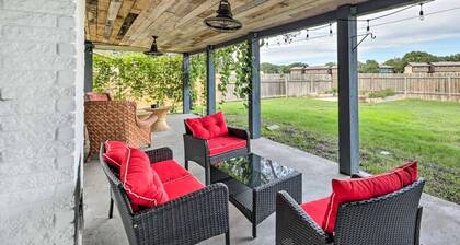 Pet-Friendly Lockhart Home With Private Yard!