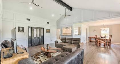 Pet-Friendly Lockhart Home With Private Yard!