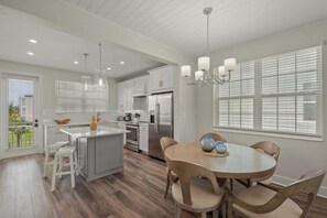 Private kitchen - Coastal Escape at Hunters Point. A Luxury Waterfront Pool Home by Mainsail Vacation Rentals (Cortez)
