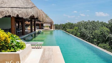 Premium Apartment | Pool | Outdoor pool