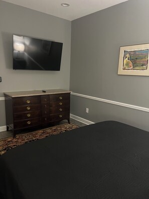1 chambre, bureau, fer et planche à repasser, Wi-Fi gratuit