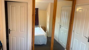 House, 3 Bedrooms, Accessible, Patio | Interior