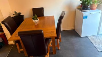 House, 3 Bedrooms, Accessible, Patio | Dining