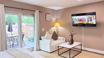 1 bedroom, iron/ironing board, WiFi, bed sheets