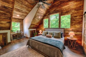3 bedrooms, desk, iron/ironing board, free WiFi - Luxury Blue Ridge Cabin Layered Mountain Views • Hot Tub • Sauna • Fire Pit (Blue Ridge)