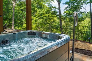 Outdoor spa tub - Luxury Blue Ridge Cabin Layered Mountain Views • Hot Tub • Sauna • Fire Pit (Blue Ridge)