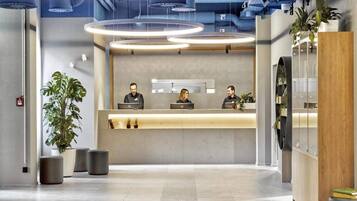 House | Lobby