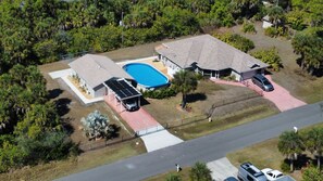 Exterior - Wonderful 4-bedroom building with AC in charming Port Charlotte (Port Charlotte)