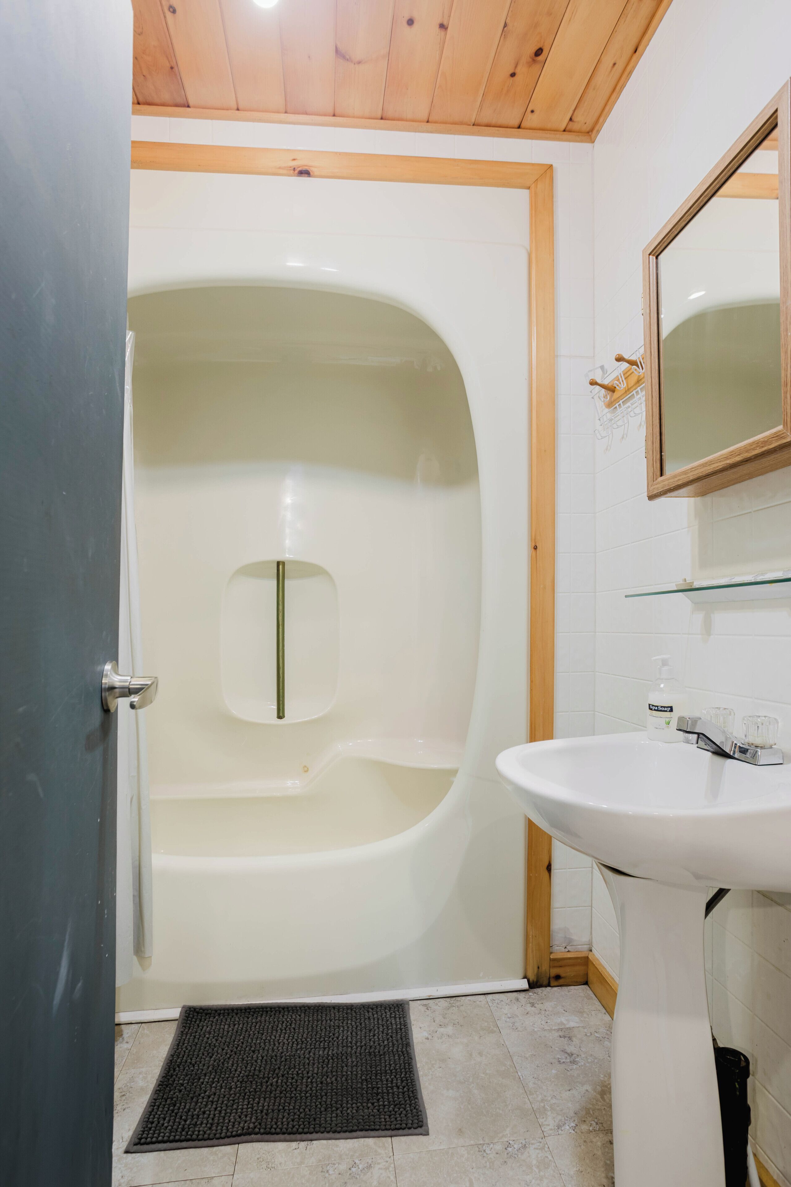 Towels, toilet paper