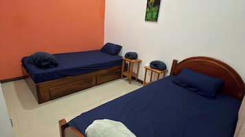 2 dormitorios, tabla de planchar con plancha, wifi y ropa de cama