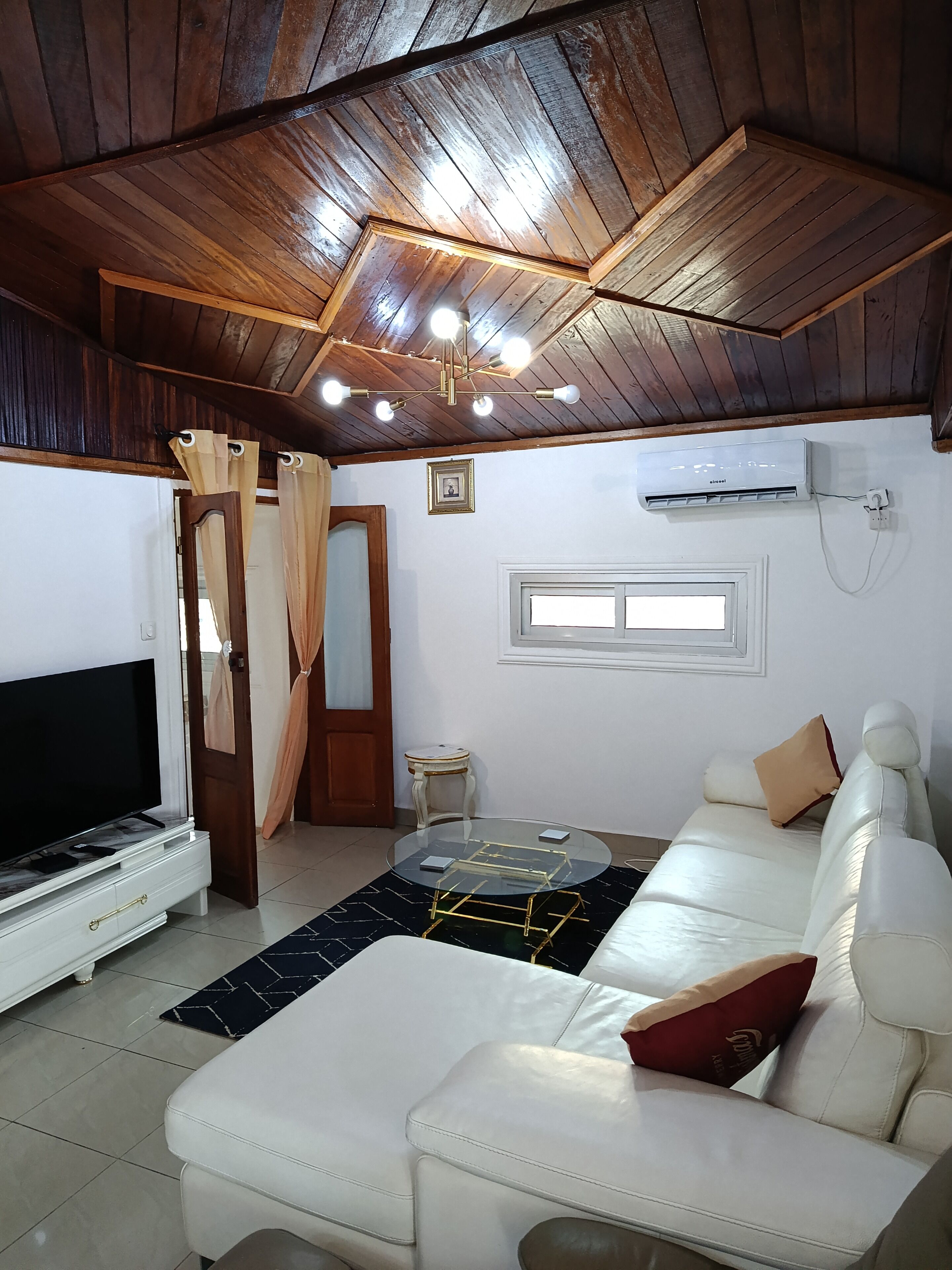 Classic Apartment | Living area