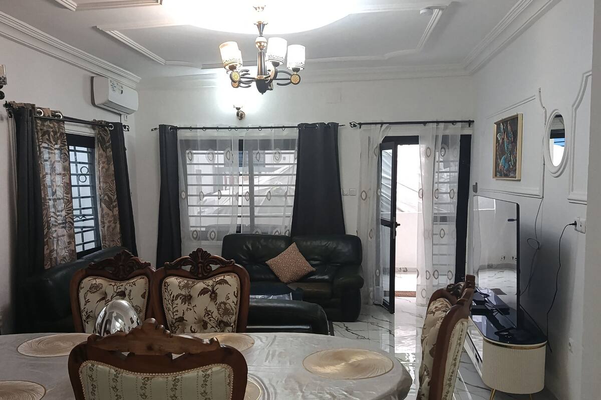 Comfort Apartment | Living area | 32-inch TV with satellite channels