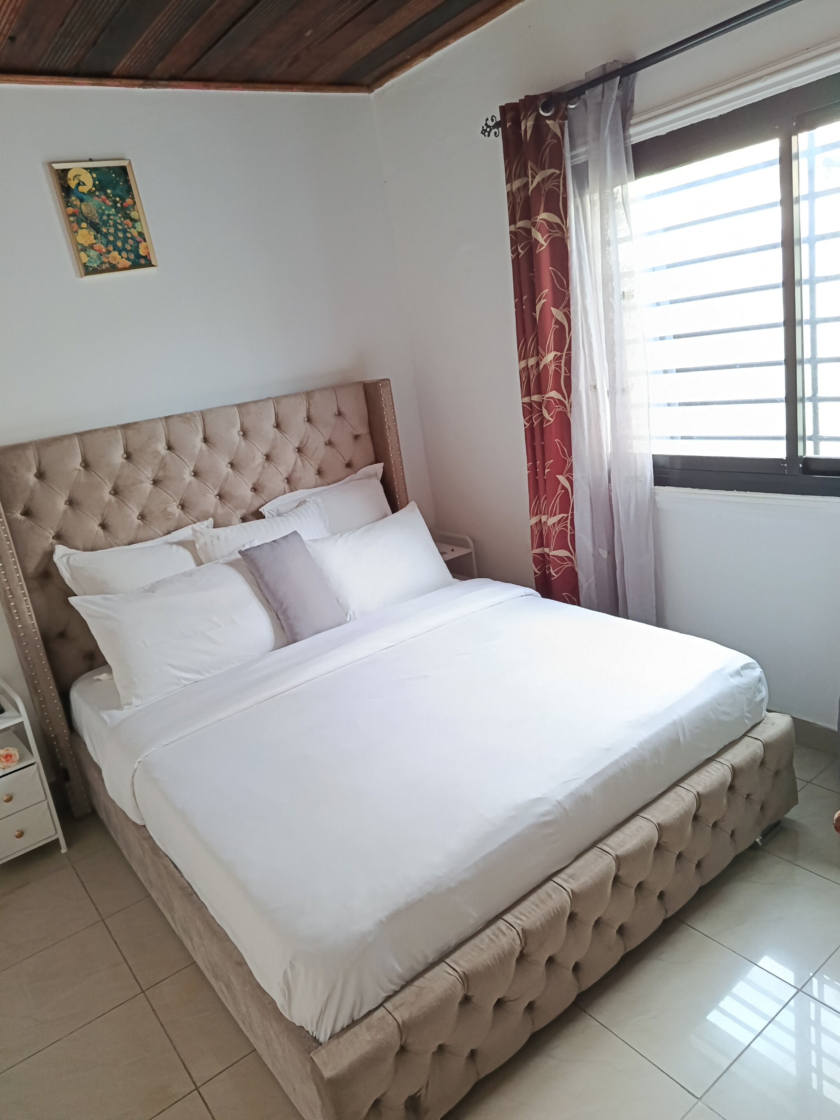 Superior Apartment | In-room safe, blackout curtains, iron/ironing board