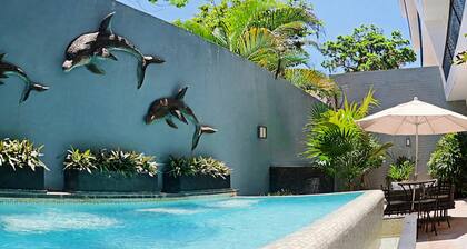 House of Harmony. In the heart of the Romantic Zone. Private splash pool.