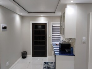 Private kitchen - The Gulf of Guinea Guesthouse  (Johannesburg)