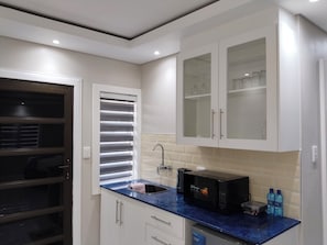 Private kitchen - The Gulf of Guinea Guesthouse (Johannesburg)