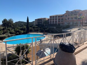 Pool - Vrbo Property (Saint-Raphaël)