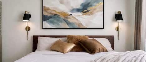 2 bedrooms, iron/ironing board, Internet, bed sheets