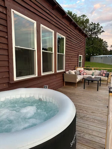 Kentucky Tiny Home Escape Near Nashville