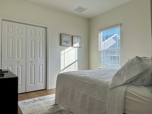3 bedrooms, iron/ironing board, travel cot, free WiFi