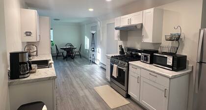 Beautiful 2-bedroom condo in welcoming Anchorage neighborhood